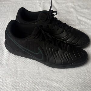 Nike Tiempo Legend 10 Academy Indoor Soccer Shoes
